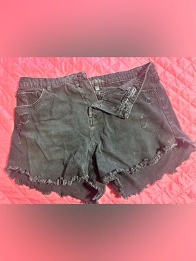 Black Distressed Frayed High waisted Denim Shorts